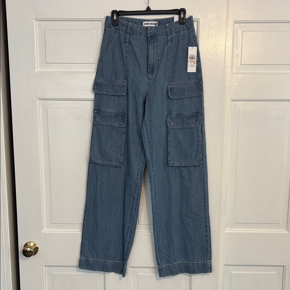 DKNY Women's Straight Leg Jeans - Blue